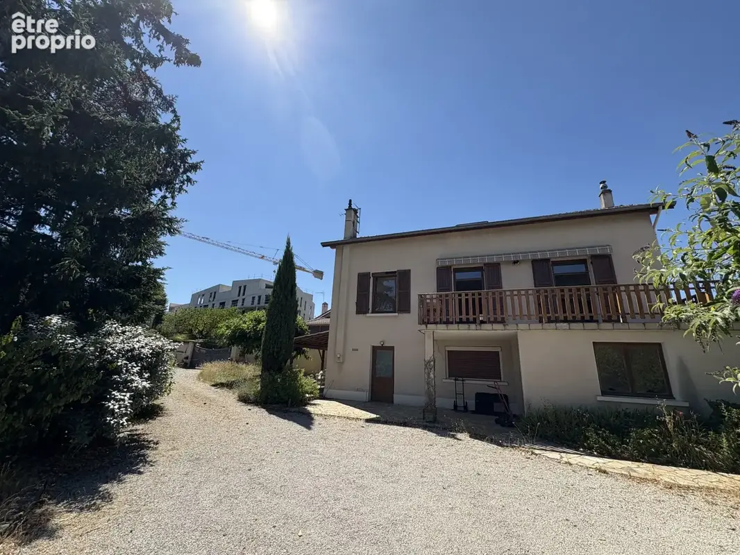 Maison de 160m2 habitable sur 1155m2 de terrain - photo 1