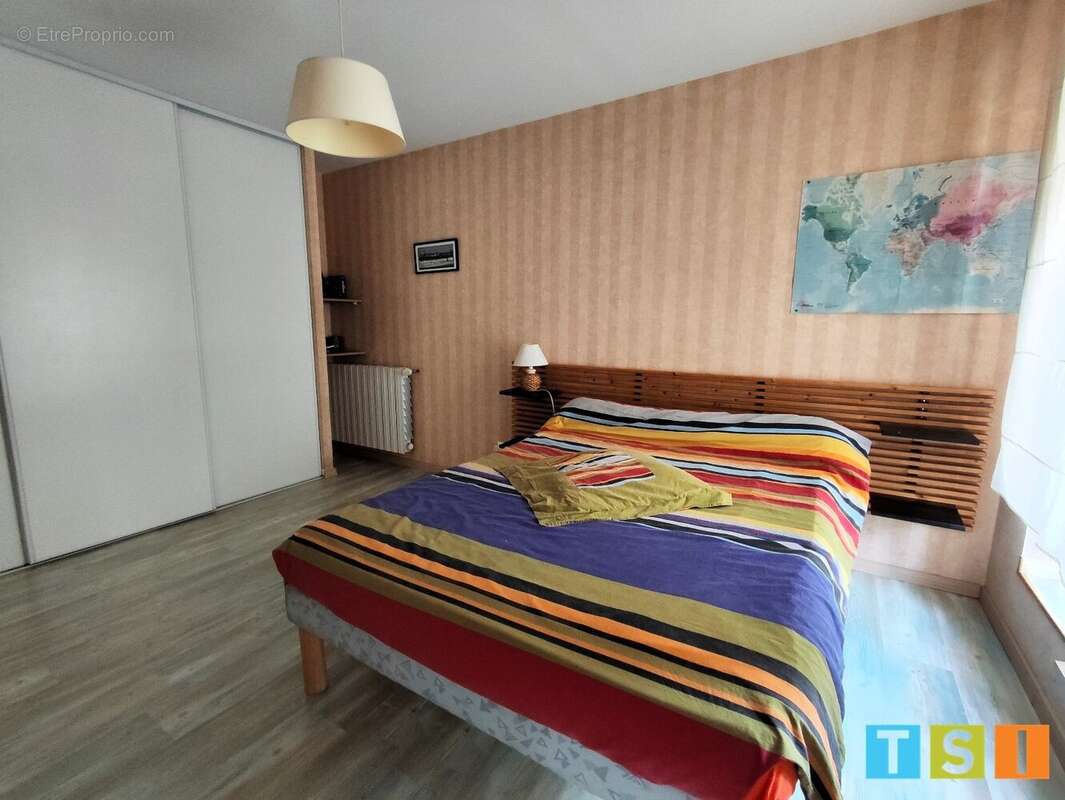 Maison à MONTREJEAU