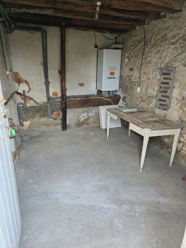 Maison à ANGERVILLIERS