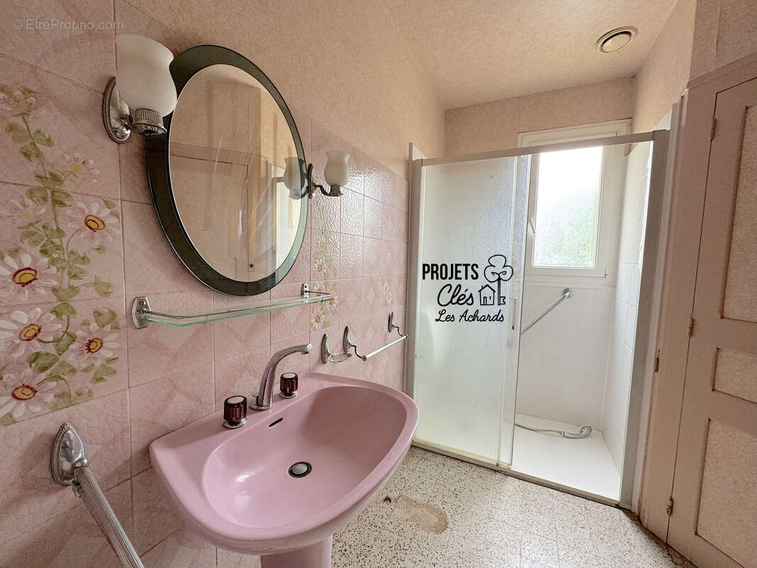 Maison à LE GIROUARD