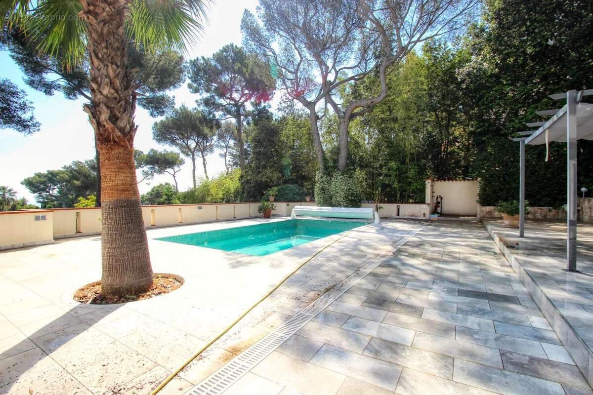 Saint jean cap ferrat "le cap" - propriété 600m²  terrain 5000m² piscine - photo 4