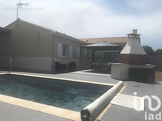 Photo 1 - Maison à SAINT-DENIS-DE-PILE