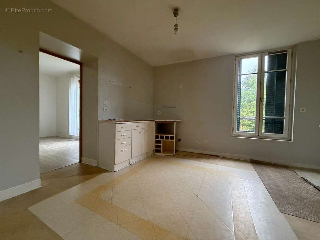 Maison à VULAINES-SUR-SEINE