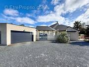 Photo 1 - Maison à CHAMPIGNE