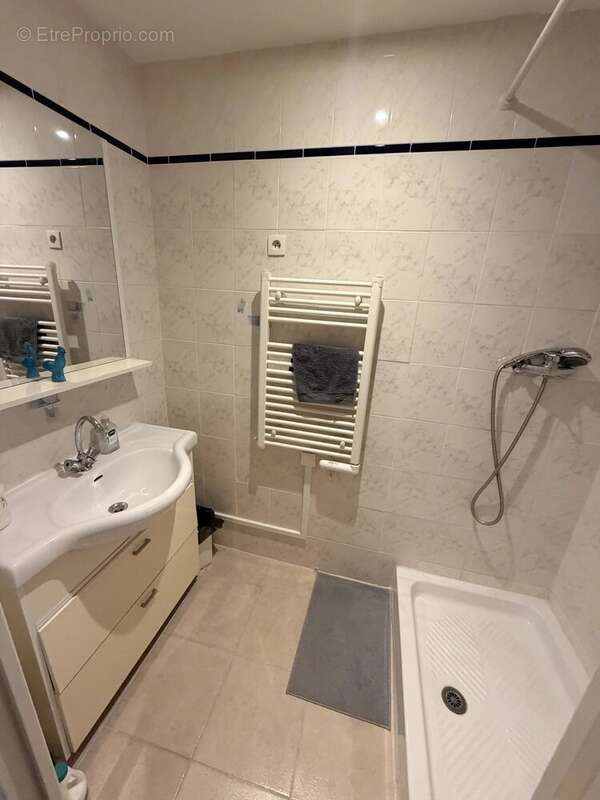 Appartement à ENTREVAUX