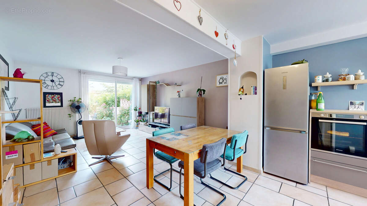 Maison 4 chambres avec jardin et garage - photo 2