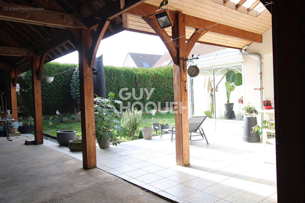 Maison à CHEVRY-COSSIGNY