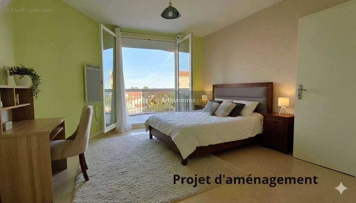 Appartement à FREJUS