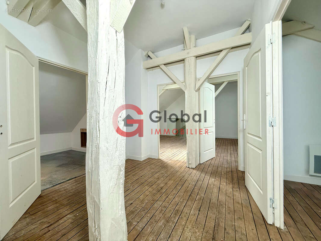 Appartement à FONTENAY-LE-COMTE