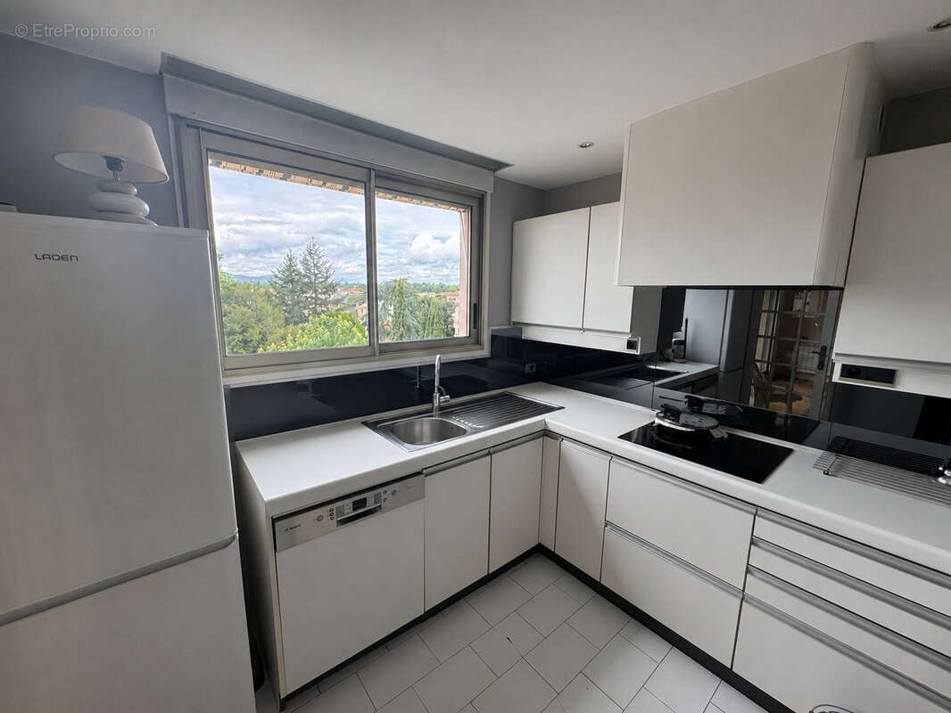 Appartement à TASSIN-LA-DEMI-LUNE
