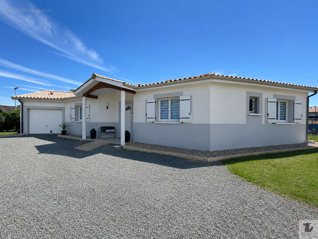 Maison à LA FORCE