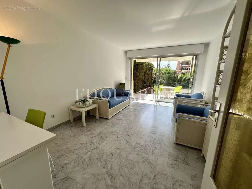 Appartement à ROQUEBRUNE-CAP-MARTIN