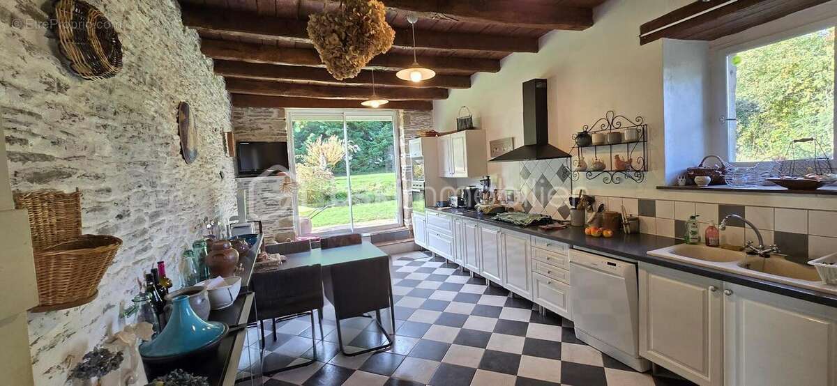 Maison à JOSSELIN