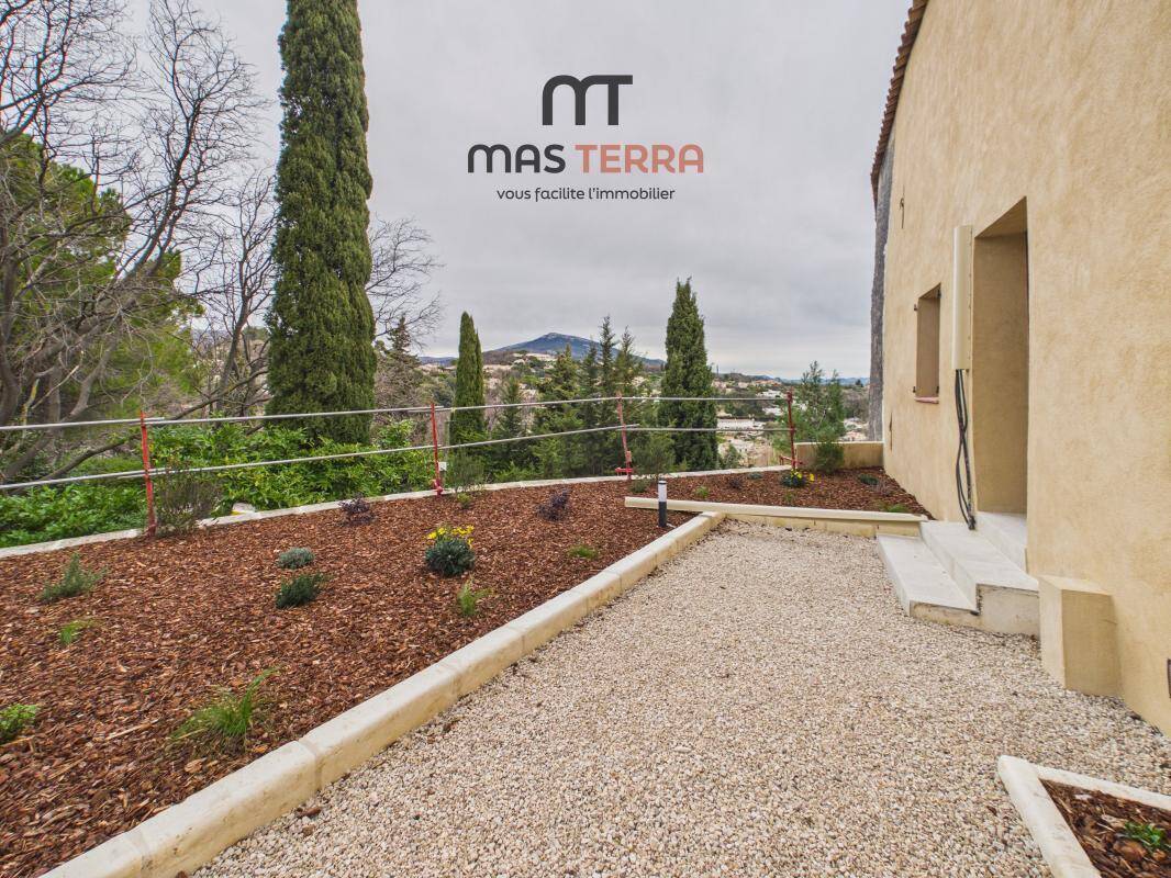 Appartement à CHATEAUNEUF-GRASSE