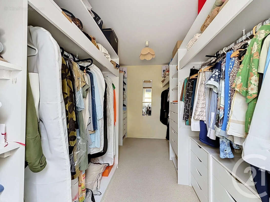 Maison 263 m² à Ardon  - photo 12