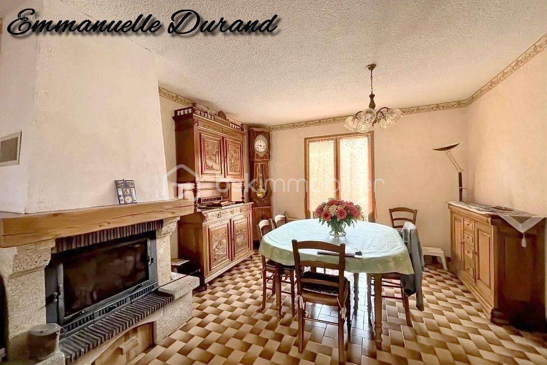 Maison à SAINT-PAUL-TROIS-CHATEAUX