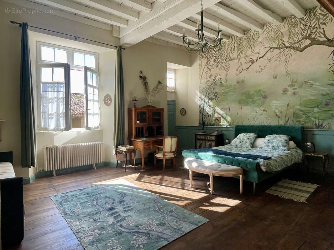 Maison à LA ROCHEFOUCAULD