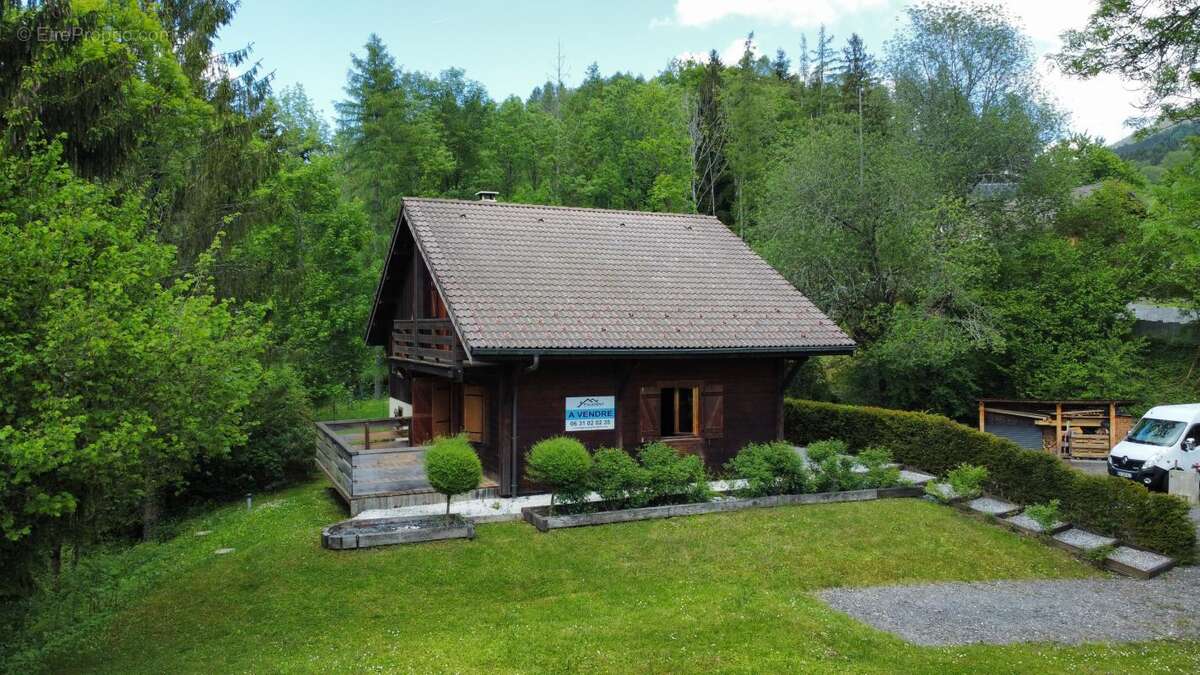 Maison à THORENS-GLIERES