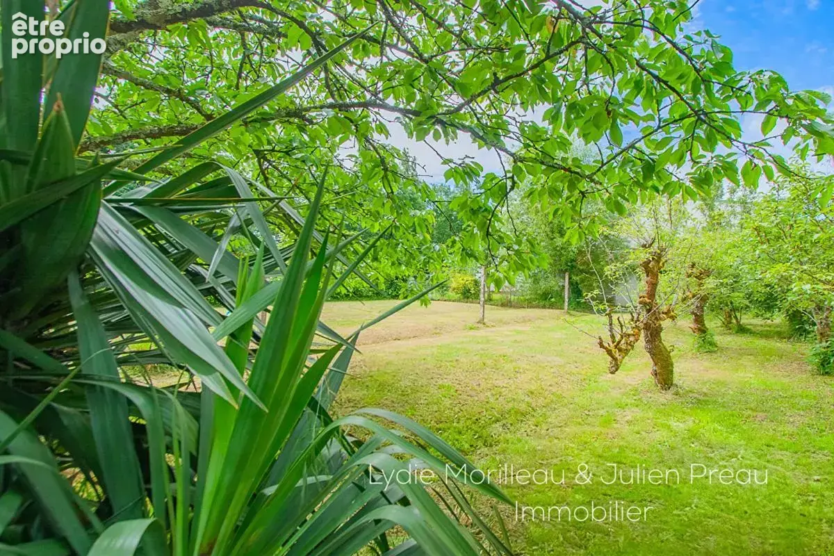 Maison familiale 6 pièces (167m²) et jardin arboré - photo 12