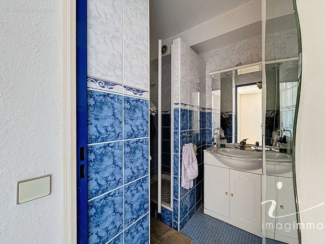 Appartement à MAUGUIO