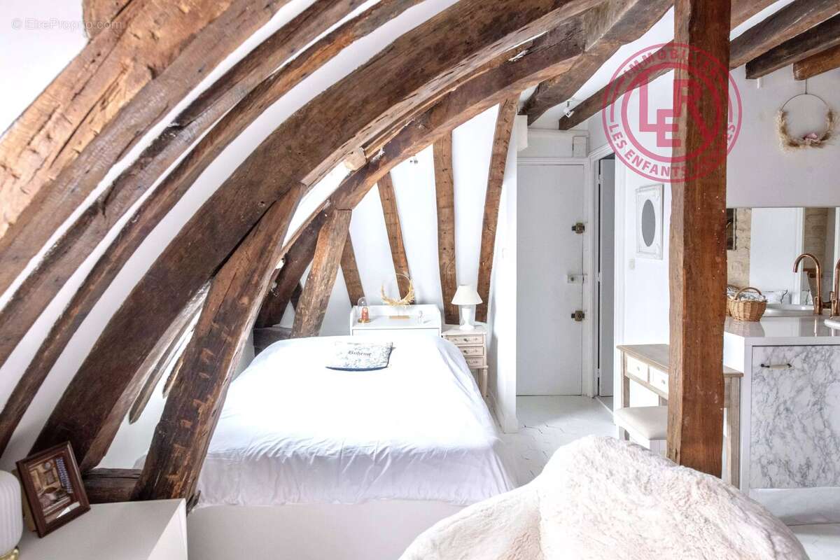 Appartement à PARIS-6E