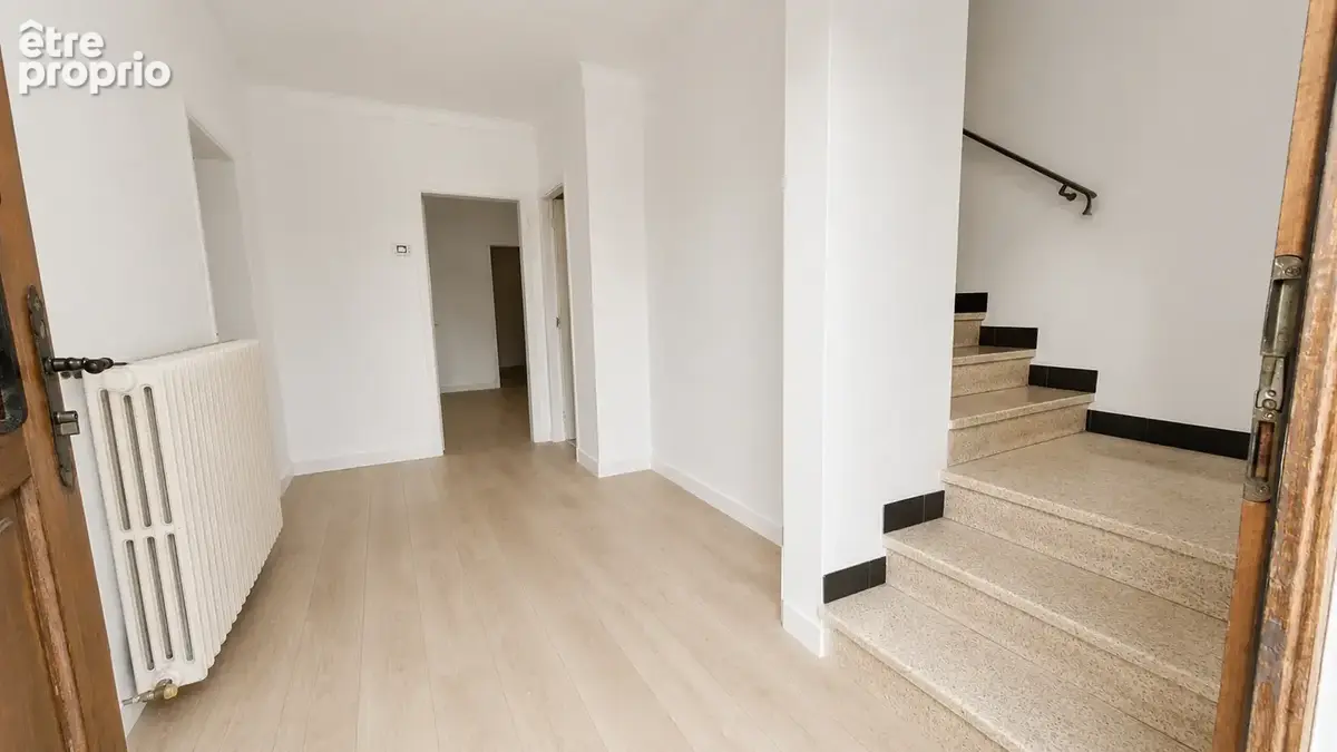 Maison de village 108 m2 avec terrasse, garage, 2 box et dépendance   Pernes-les-Fontaines - photo 3
