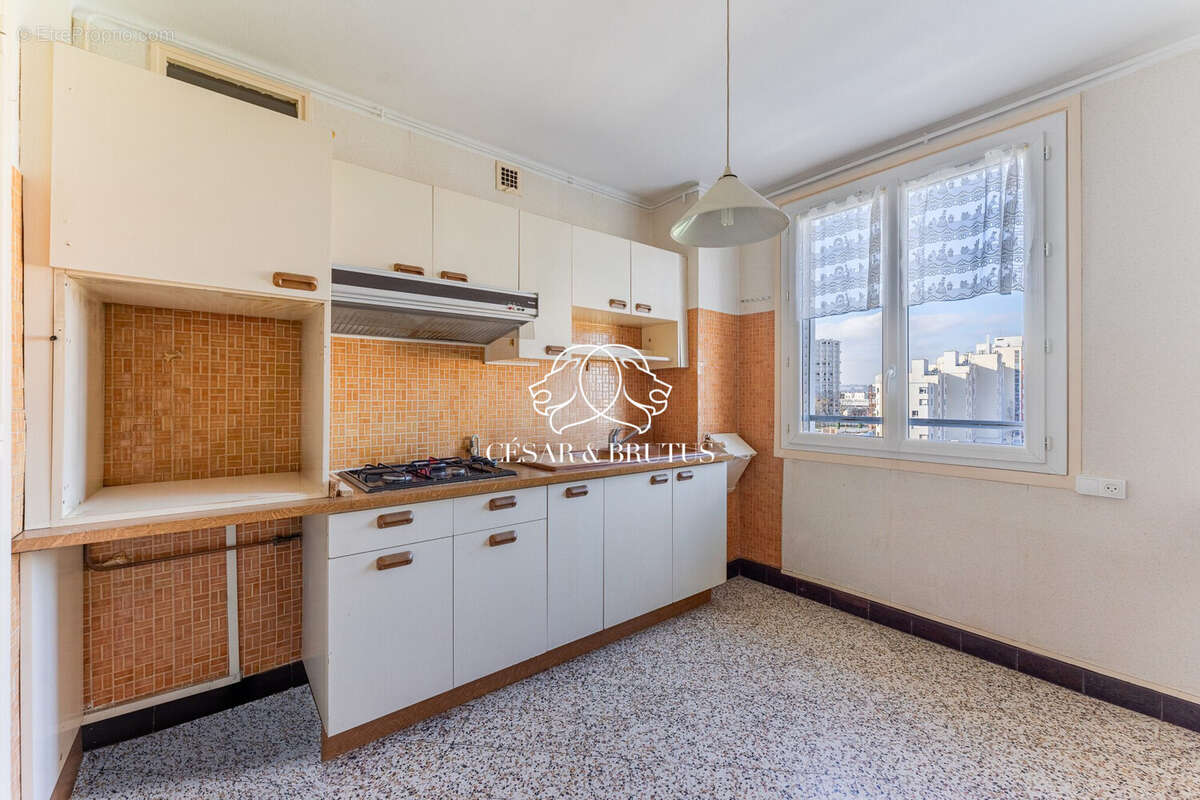 Appartement à LYON-8E