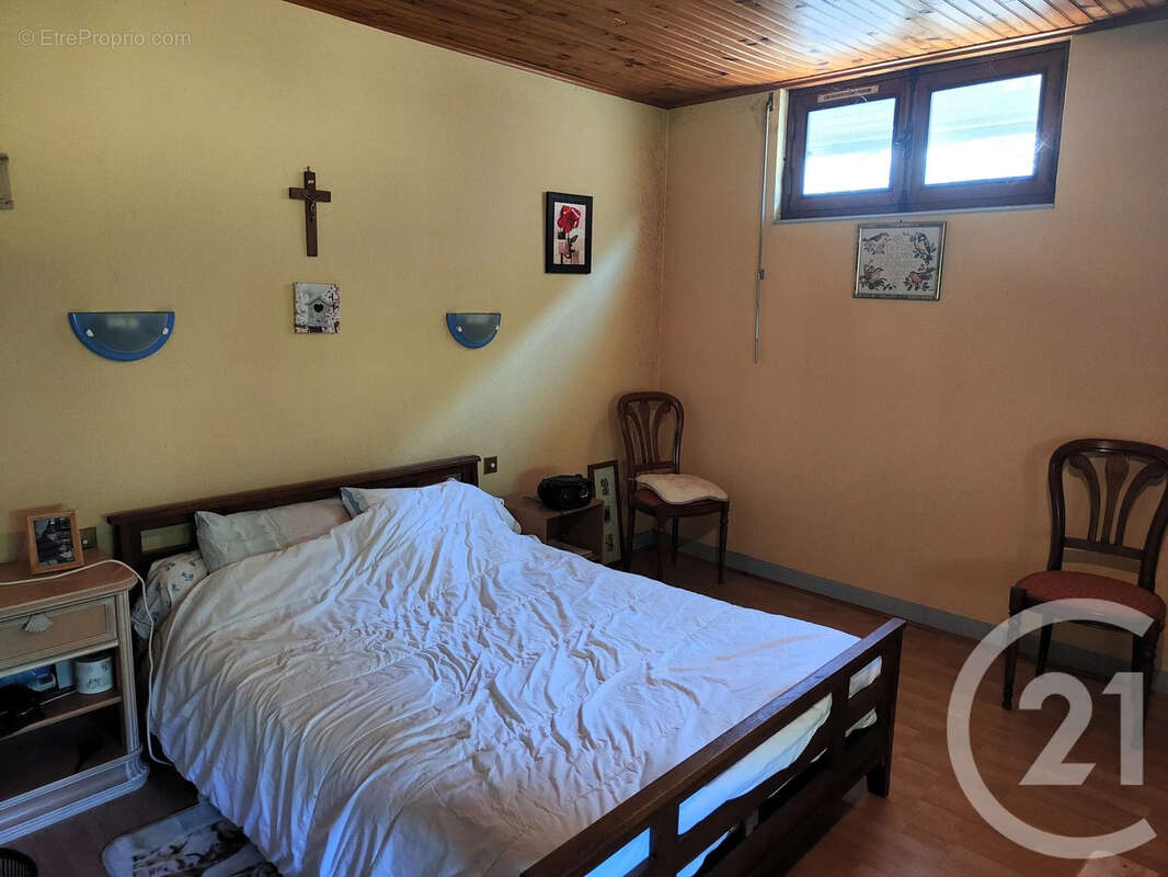 Maison 152 m² à Treigny  - photo 10
