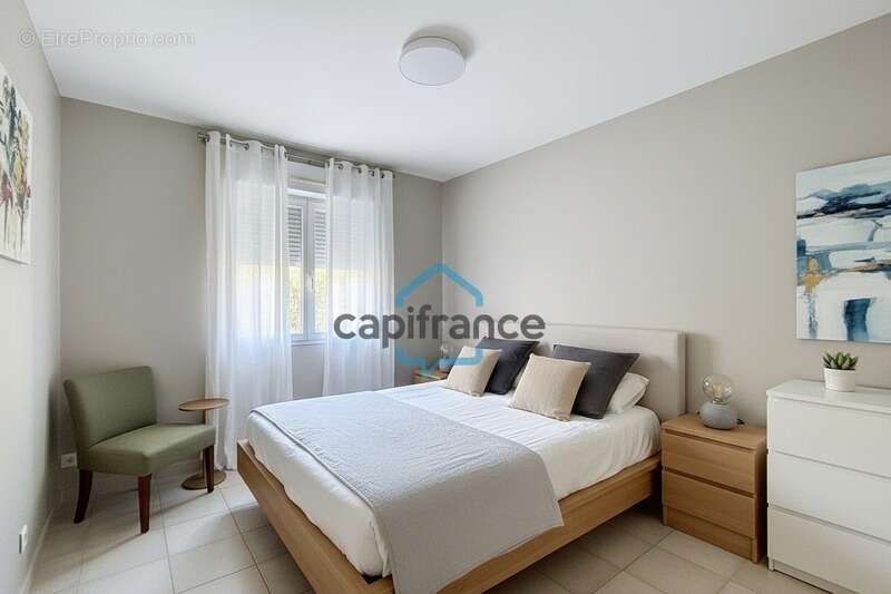 Appartement à vendre 4 pièces LA SEYNE SUR MER (83) - photo 5