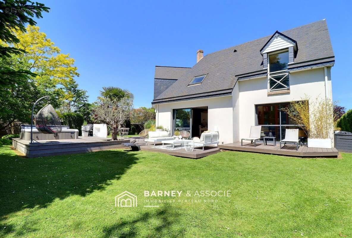 Maison à LA LONDE