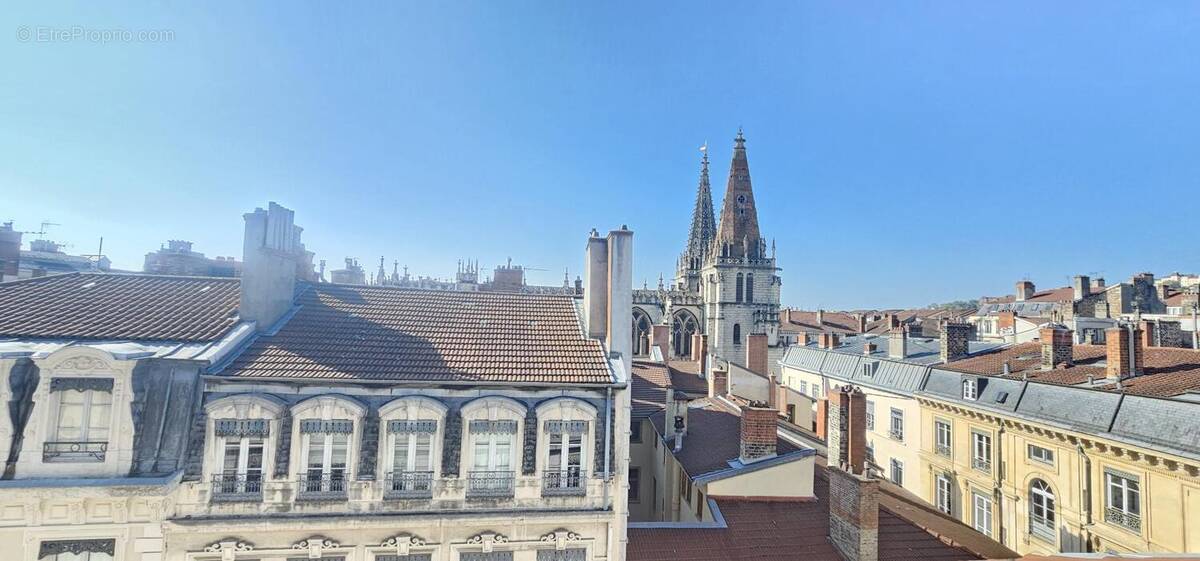 Appartement à LYON-1E