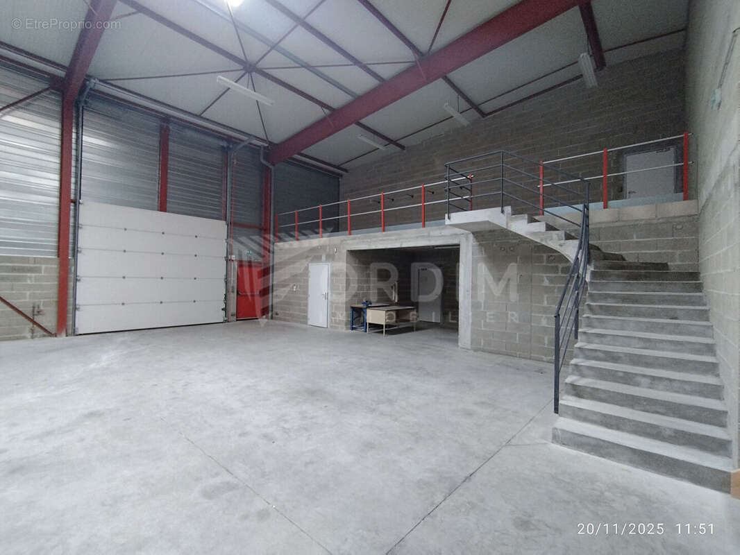 Moneteau - proche sortie 19 - a6 auxerre nord - local d'activite de 520m² - photo 8