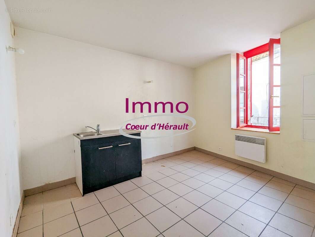 Maison à MONTPEYROUX