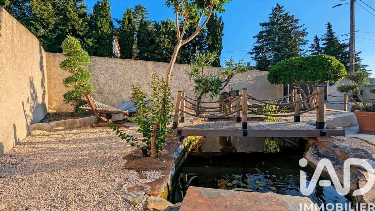 Maison 156 m² à Bagnols-Sur-Ceze  - photo 2