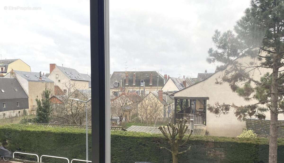 Appartement 75 m² à Bourges  - photo 3