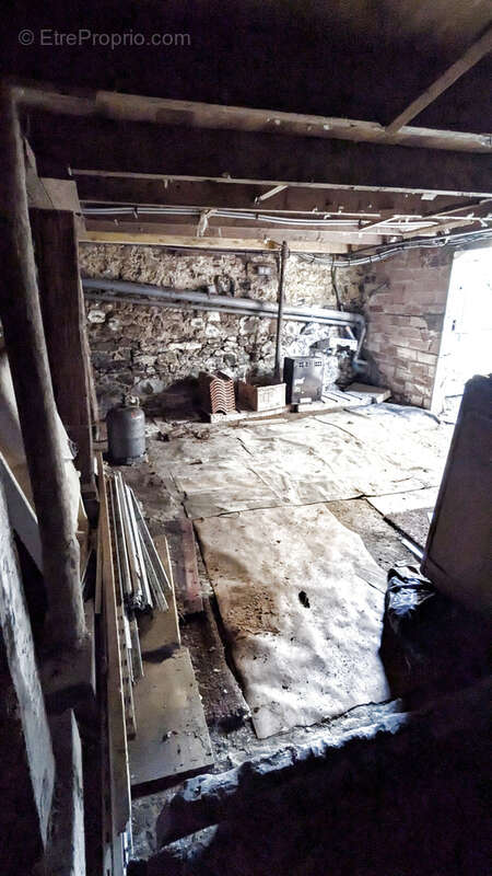 Maison à SAINT-JUNIEN