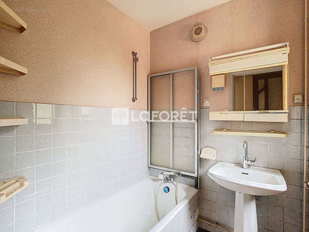 Maison Biesles 6 pièce(s) 175,35 m2 - photo 9