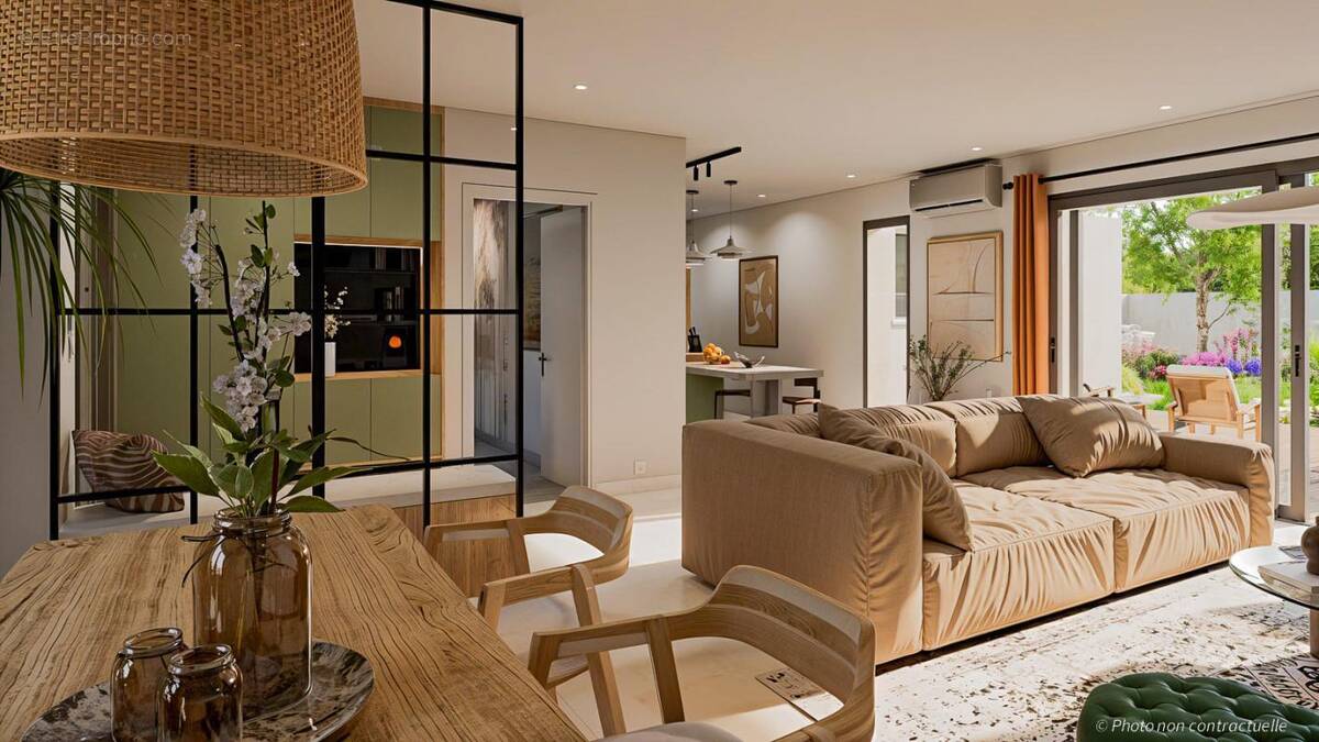 Maison à LES MAGNILS-REIGNIERS