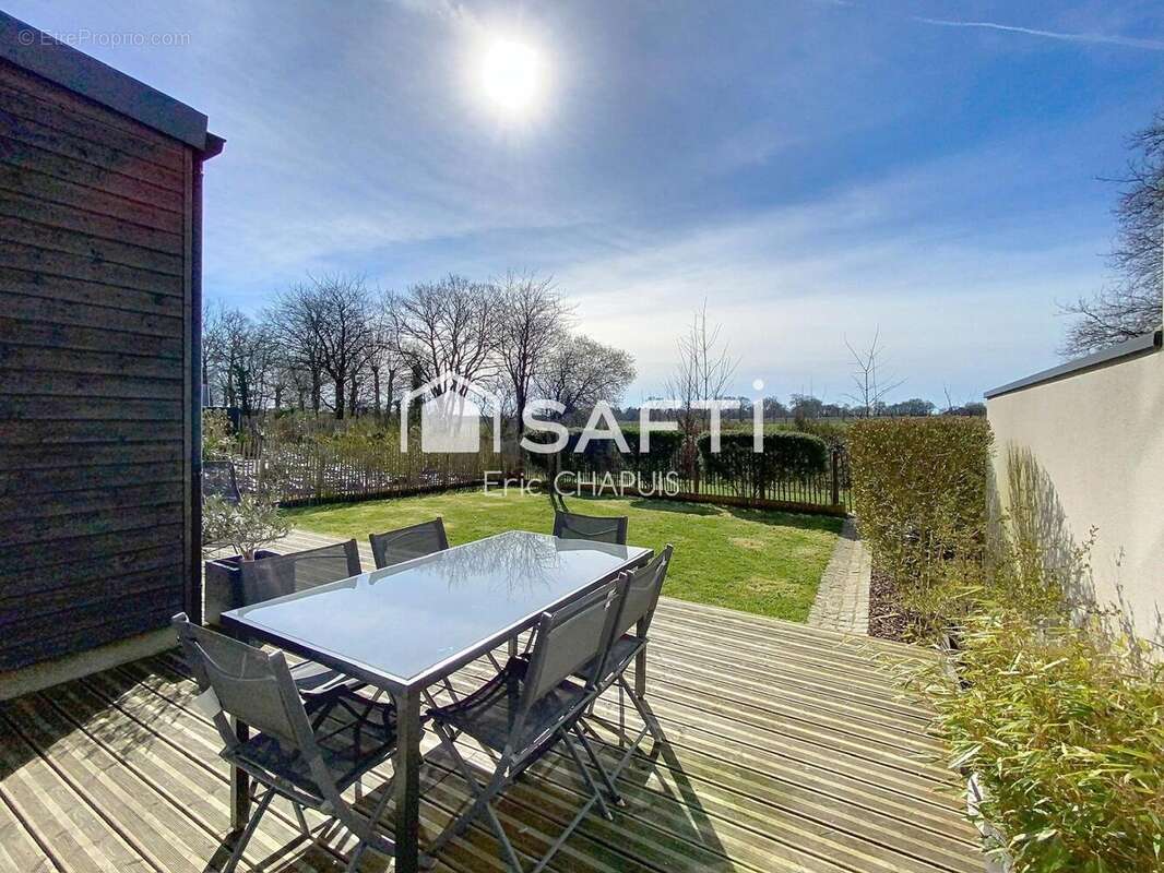 Maison 136 m² à Noyal-Chatillon-Sur-Seiche  - photo 2