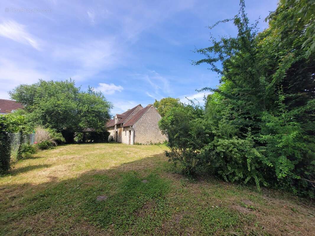 Maison à SAINT-MAURICE-SUR-HUISNE