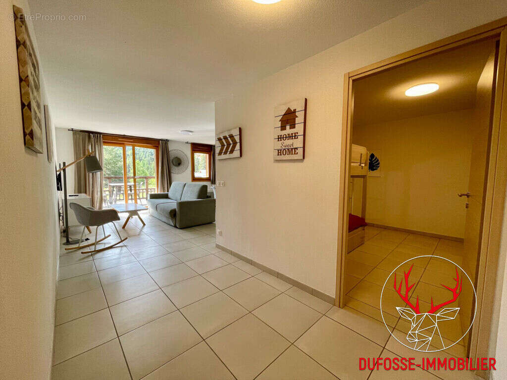 Nouveau - t2 cabine avec double balcon - meubles - photo 12