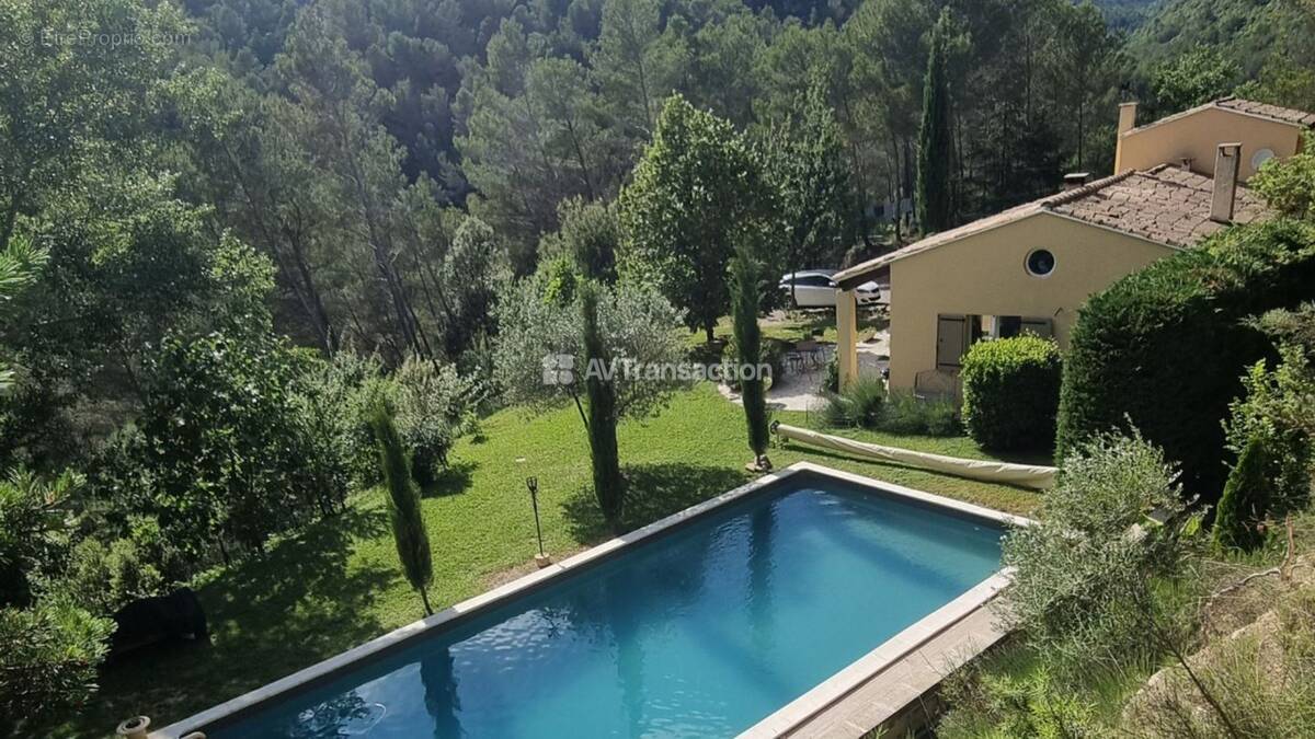 Maison 110 m² à Nyons  - photo 1