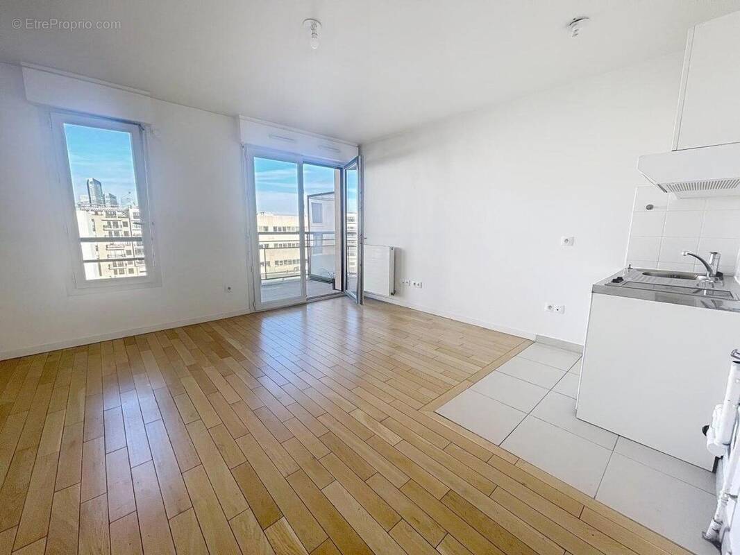 Photo 1 - Appartement à SURESNES