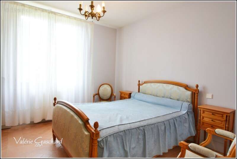 Maison à MOULIN-NEUF