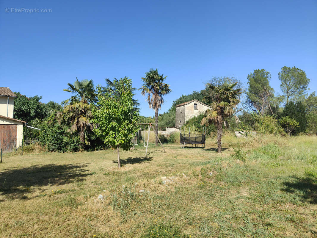 Maison de plain-pied de 76,22 m2 et un mazet - photo 14