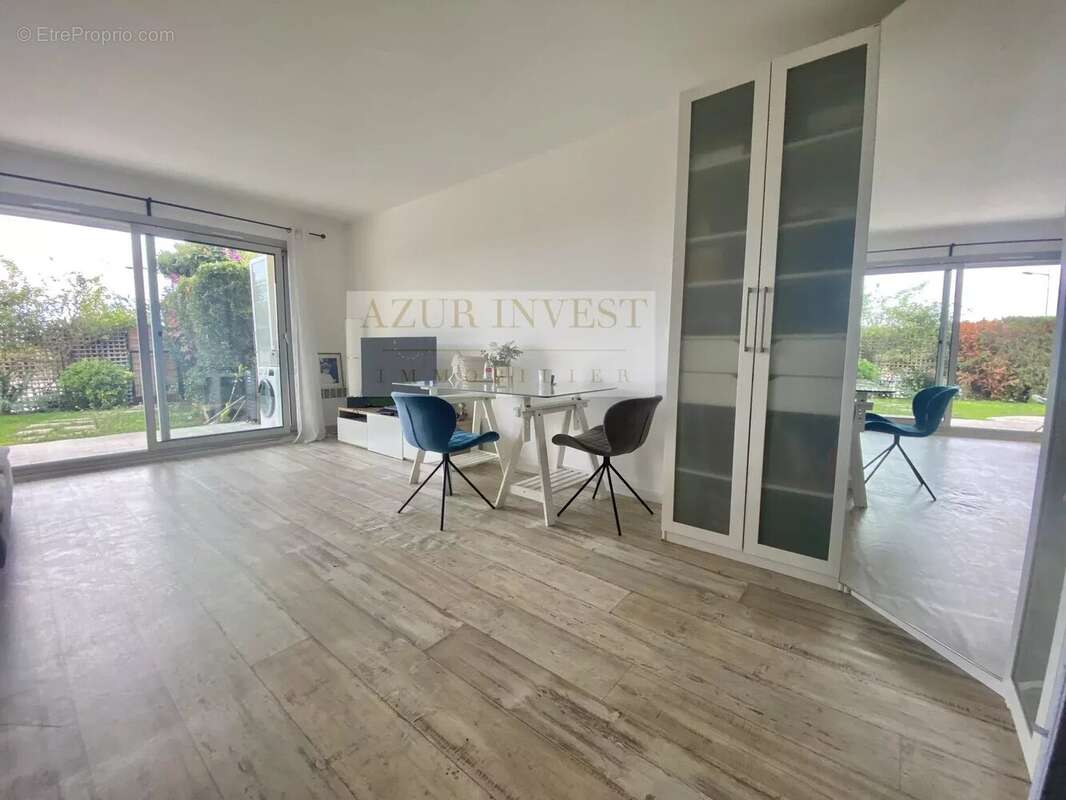 Appartement à ROQUEBRUNE-CAP-MARTIN