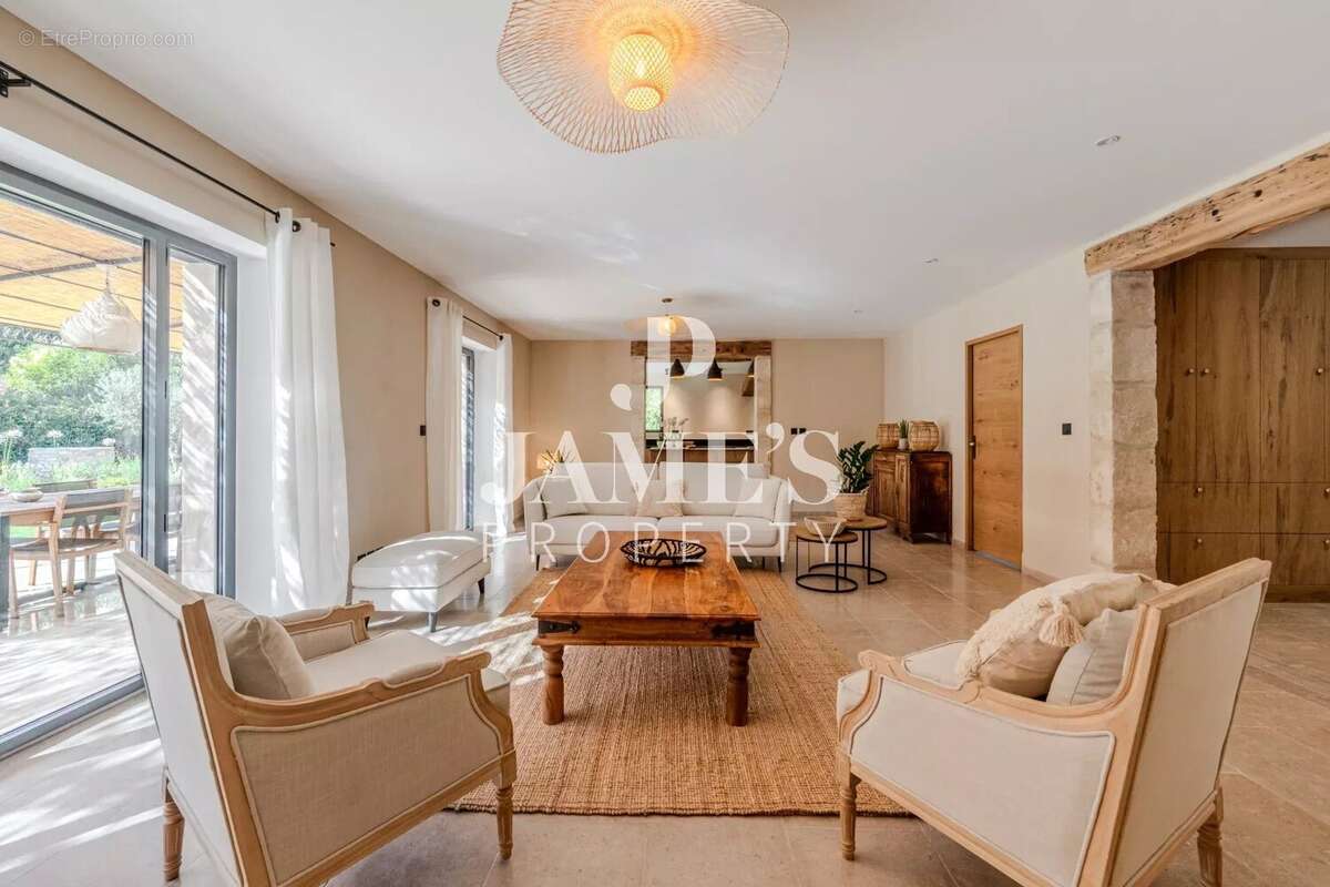 Maison à SAINT-REMY-DE-PROVENCE