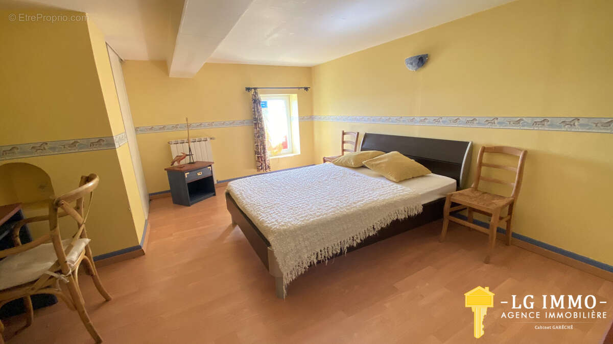 Longère avec dépendances, garages 300 m2, jardin, proche estuaire - photo 42