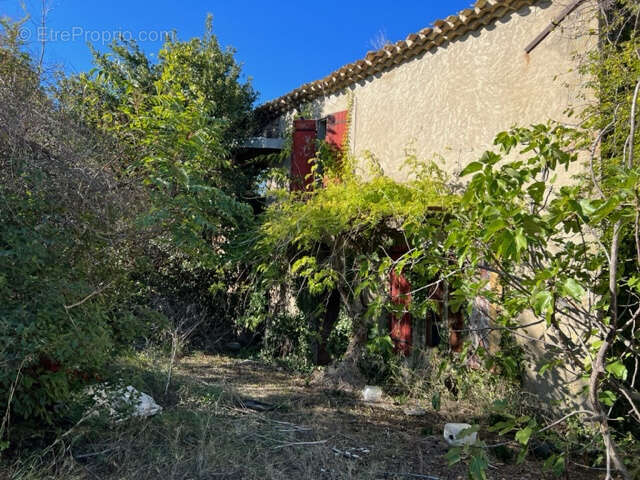 Maison à AZILLE