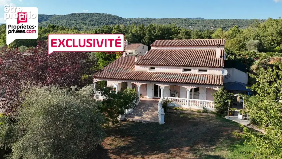 Maison à SAINT-CEZAIRE-SUR-SIAGNE